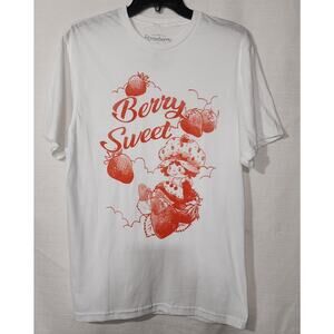 Strawberry shortcake Berry sweet shirt women's size medium